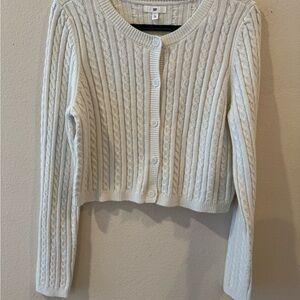 Women's Cream Cable Knit Sweater